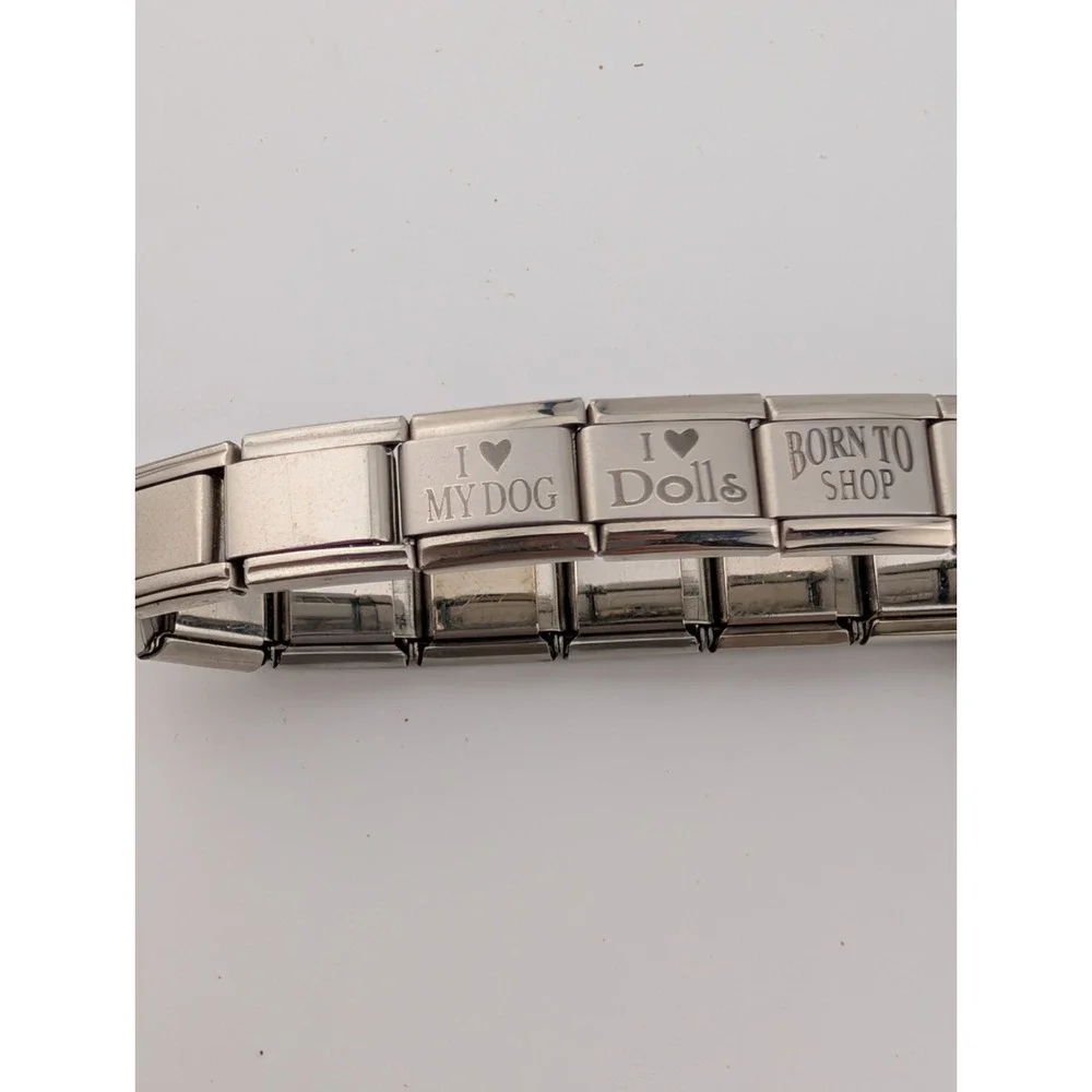 Women's Silver Expansion Charm Braclet Watch 4 Uberry Charms-‎ New Battery